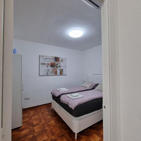 Comfortable One Bedroom Apartment 丰希罗拉 外观 照片